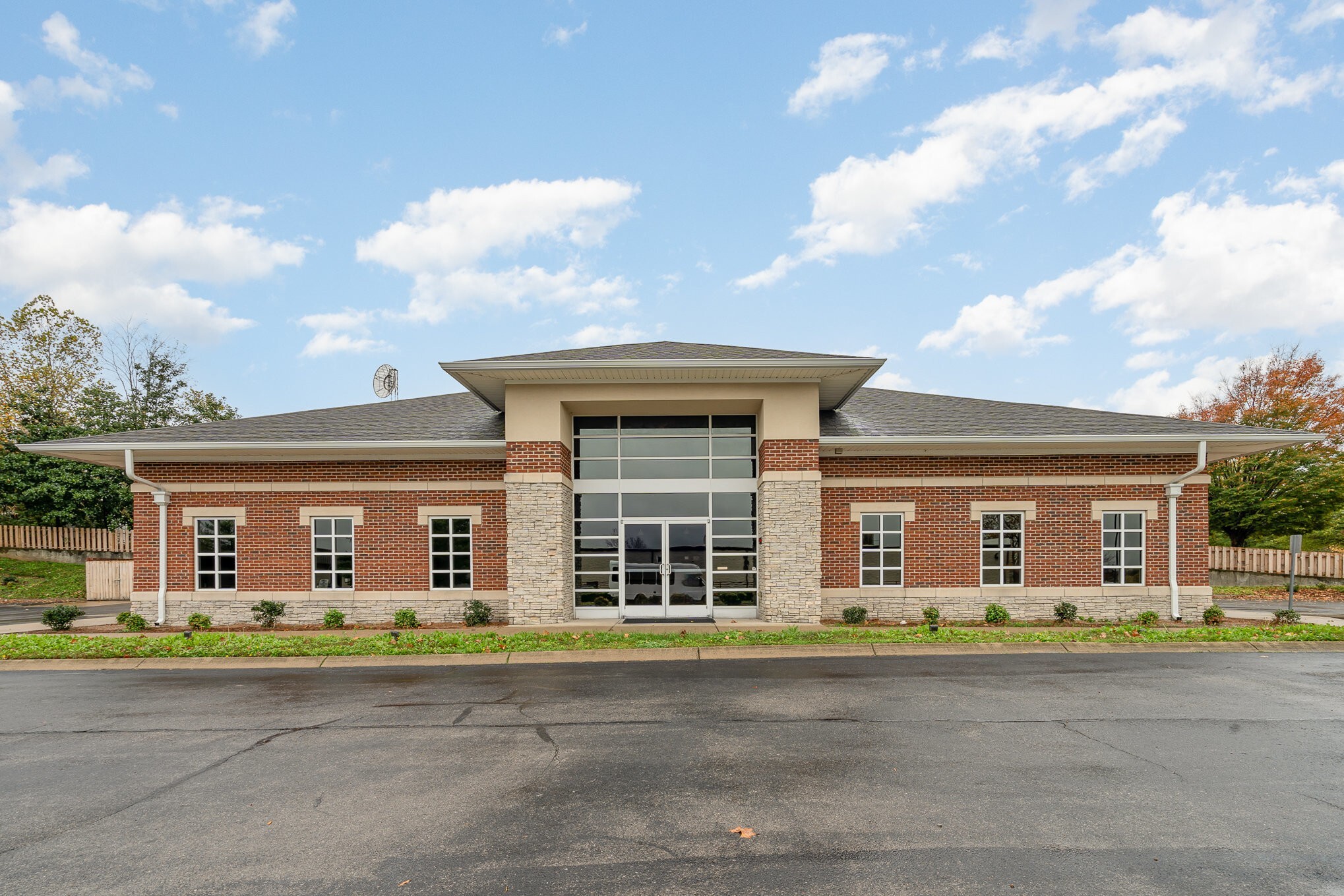 1001 Merylinger Ct, Franklin, TN for lease Building Photo- Image 1 of 25