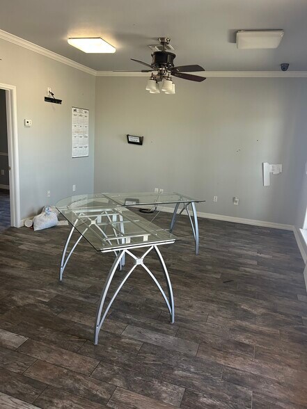 6045 US- Hwy 77, Odem, TX for lease - Building Photo - Image 2 of 6