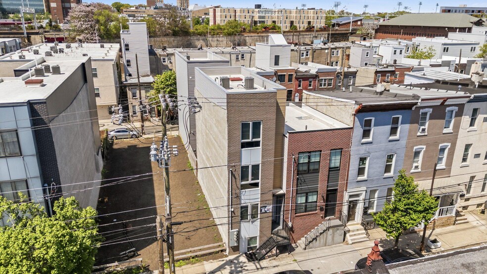 2010 N 8th St, Philadelphia, PA à vendre - Photo du bâtiment - Image 2 de 30