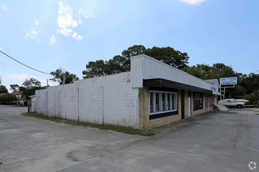 53-59 Beal Pky SE, Fort Walton Beach, FL for sale - Primary Photo - Image 1 of 7