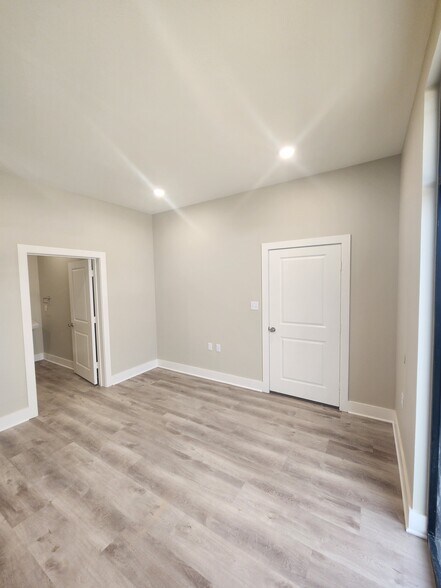 12173 State 64 hwy, Tyler, TX à louer - Photo du bâtiment - Image 2 de 15