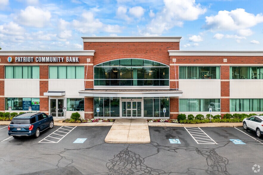 237 Lexington St, Woburn, MA à louer - Photo du bâtiment - Image 2 de 6