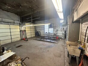 4120 Brownsville Rd, South Park, PA for lease Building Photo- Image 1 of 7