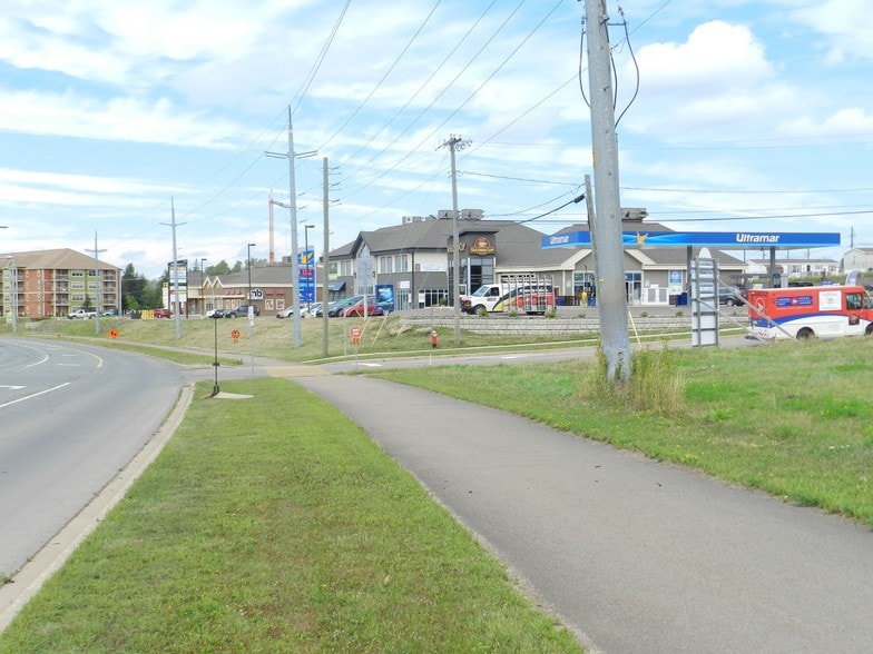 800 Dieppe Blvd, Dieppe, NB for sale - Building Photo - Image 1 of 1