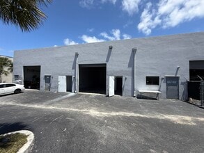 1300 Old Dixie Hwy, Lake Park, FL for lease Interior Photo- Image 1 of 19