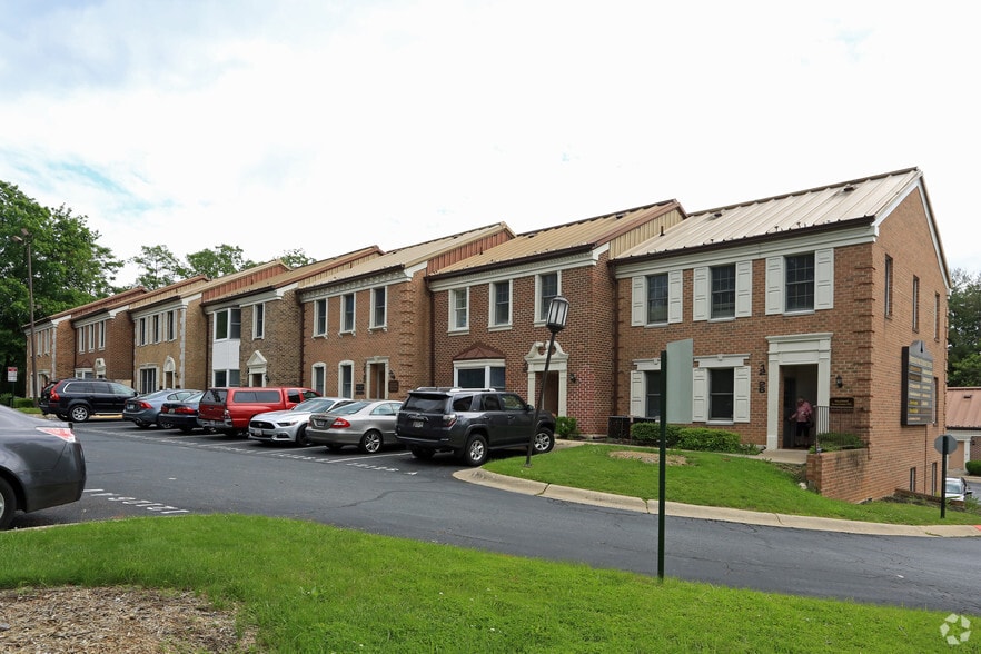 12100-12128 Heritage Park Cir, Silver Spring, MD for sale - Building Photo - Image 3 of 61