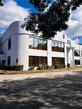 701 Promenade Dr, Pembroke Pines, FL for lease Building Photo- Image 2 of 24