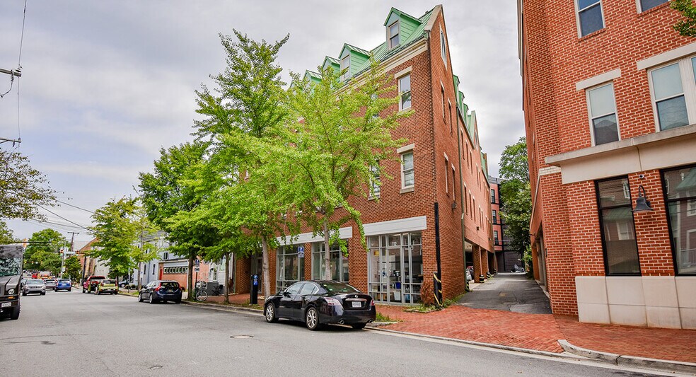 112 S West St, Alexandria, VA à louer - Photo du bâtiment - Image 2 de 5