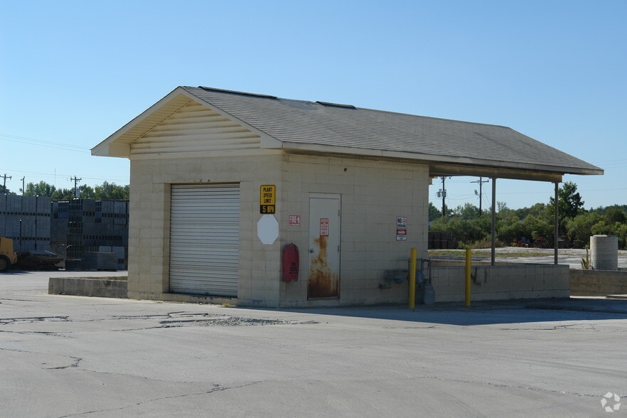 3400 Smith Farm Rd, Matthews, NC for lease - Building Photo - Image 2 of 3