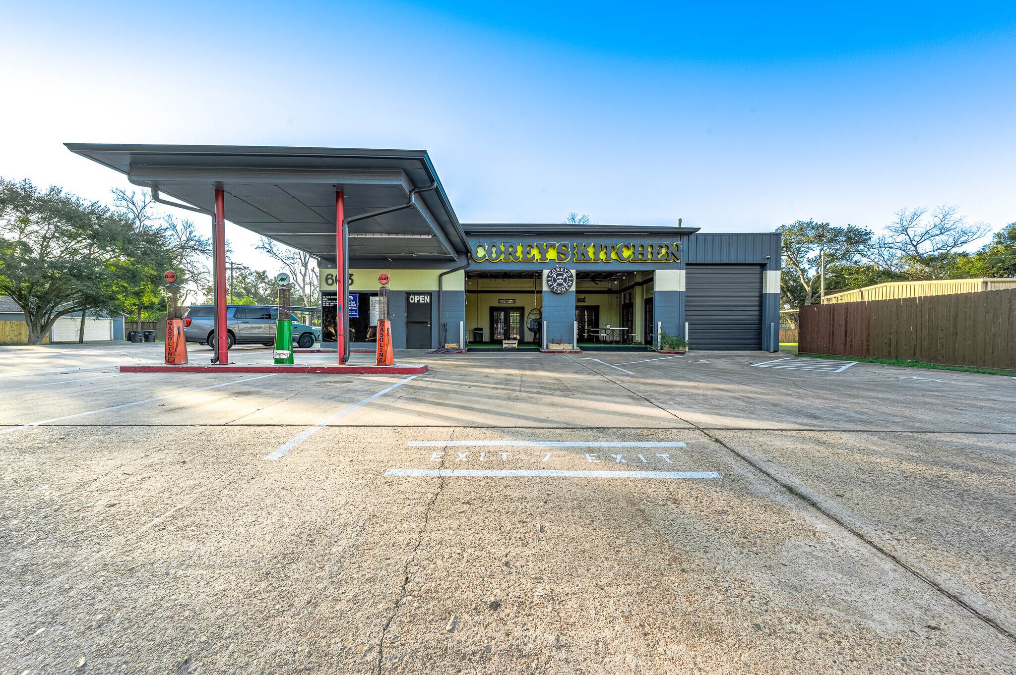 603 W Sealy St, Alvin, TX for sale Primary Photo- Image 1 of 17