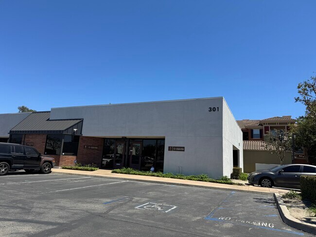 Plus de détails pour 301 N Rampart St, Orange, CA - Bureau à vendre