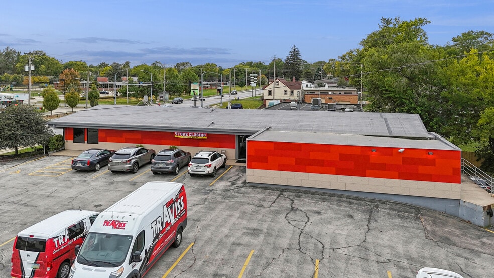 4931 Douglas Ave, Des Moines, IA à vendre - Photo du bâtiment - Image 3 de 22