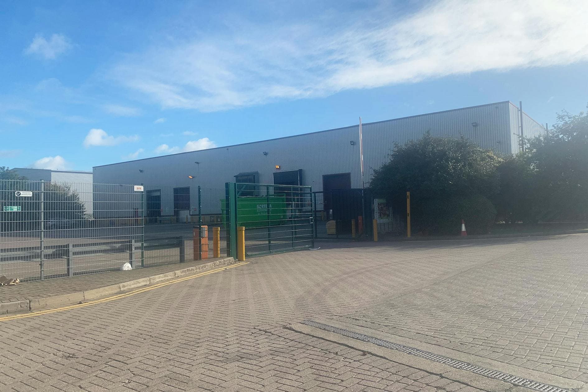 Bridge Close, Dartford for lease Building Photo- Image 1 of 1