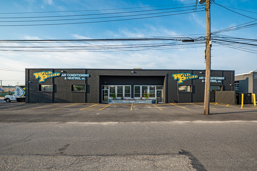 77 Marine St, Farmingdale, NY for lease - Building Photo - Image 1 of 23