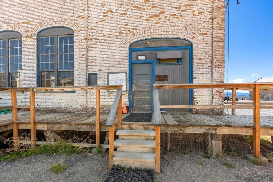 244 Anaconda Rd, Butte, MT à vendre - Photo principale - Image 1 de 19