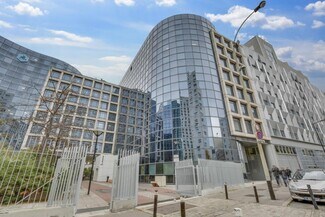 Plus de détails pour 47 Rue Louis Blanc, Courbevoie - Bureau à louer