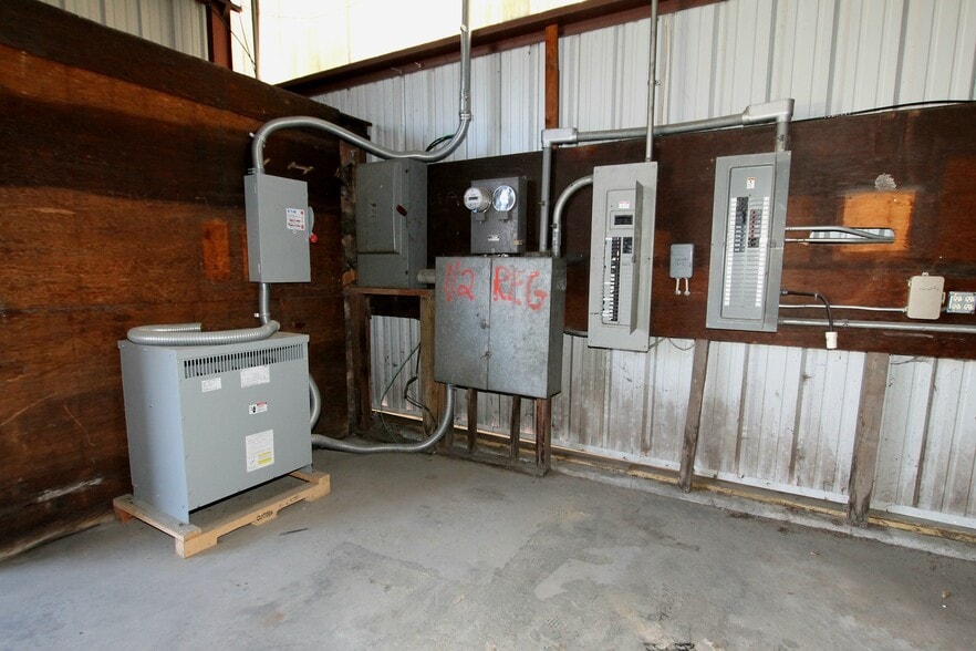 9 Old Westminster Rd, Hubbardston, MA à vendre - Photo du bâtiment - Image 2 de 52