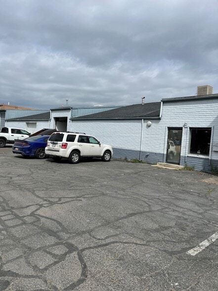 1414-1442 S 700 W, Salt Lake City, UT for lease - Building Photo - Image 2 of 9