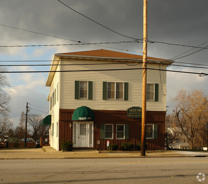 28917 Euclid Ave, Wickliffe, OH for lease - Building Photo - Image 2 of 11