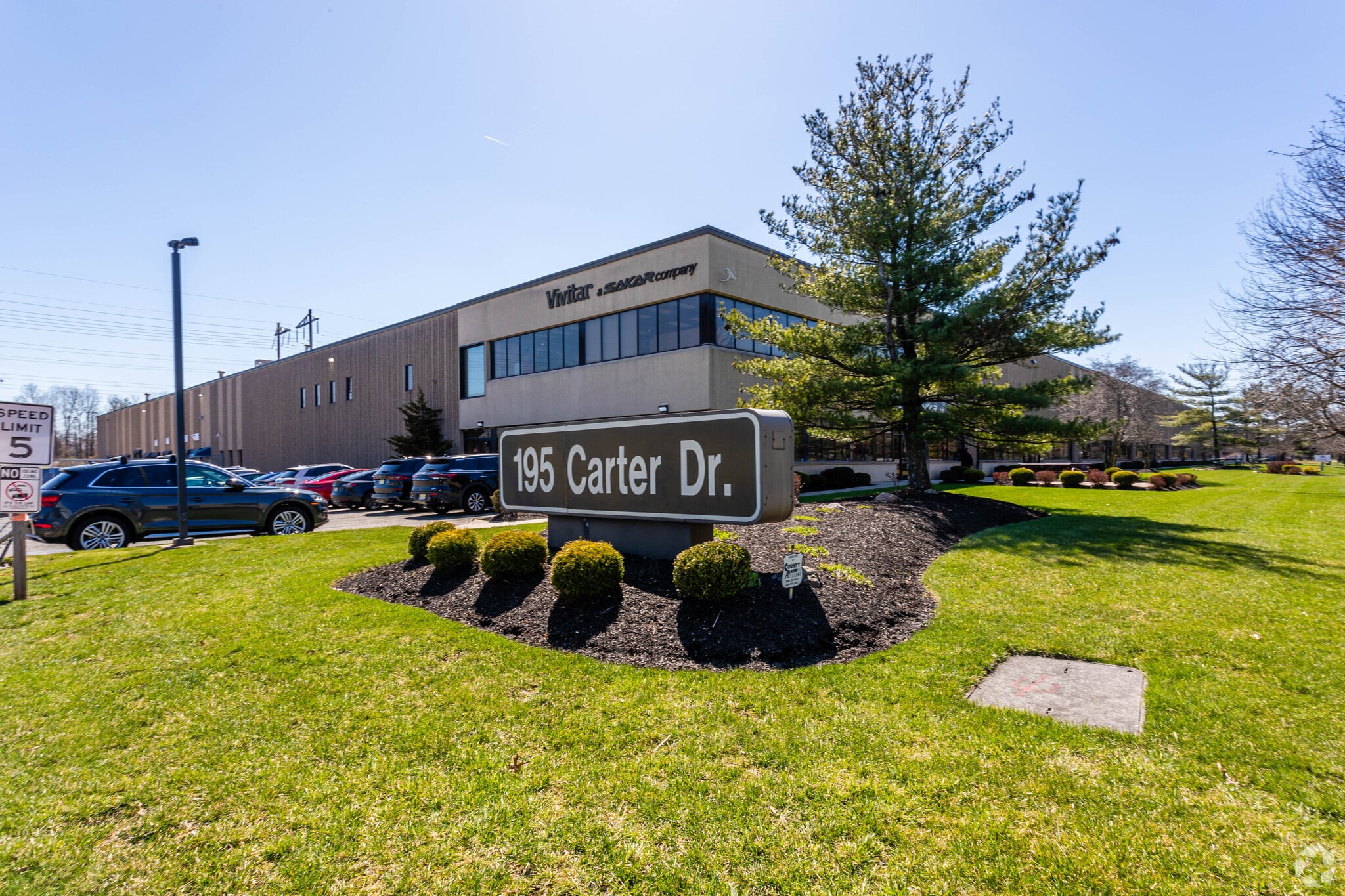 195 Carter Dr, Edison, NJ for lease Primary Photo- Image 1 of 8