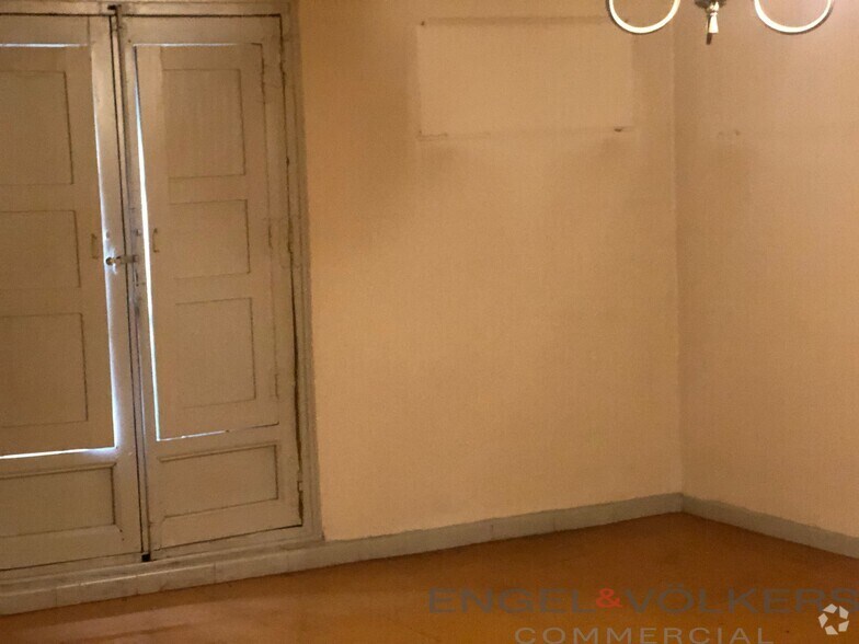 Immeuble residentiel dans Segovia, Segovia à vendre - Photo du bâtiment - Image 3 de 4