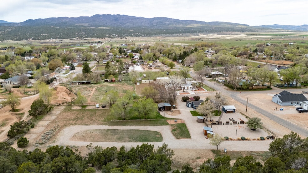 76 N 300 E, Kanarraville, UT à vendre - Autre - Image 1 de 89