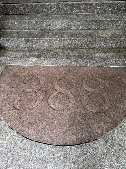 388-390 Commonwealth ave, Boston, MA à louer - Photo du bâtiment - Image 3 de 17