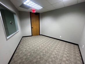 2929 N Central Expy, Richardson, TX for lease Interior Photo- Image 2 of 10