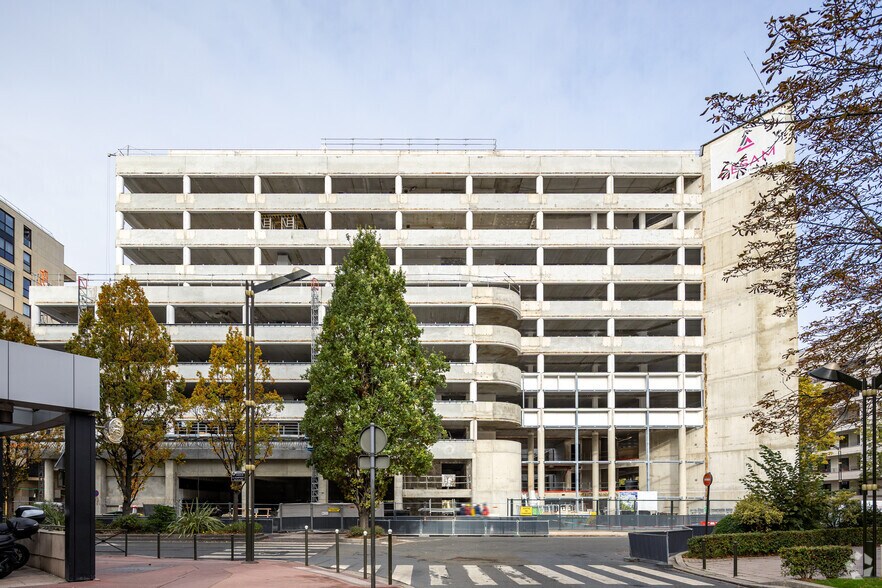 Bureau dans Levallois-Perret à louer - Photo principale - Image 1 de 2