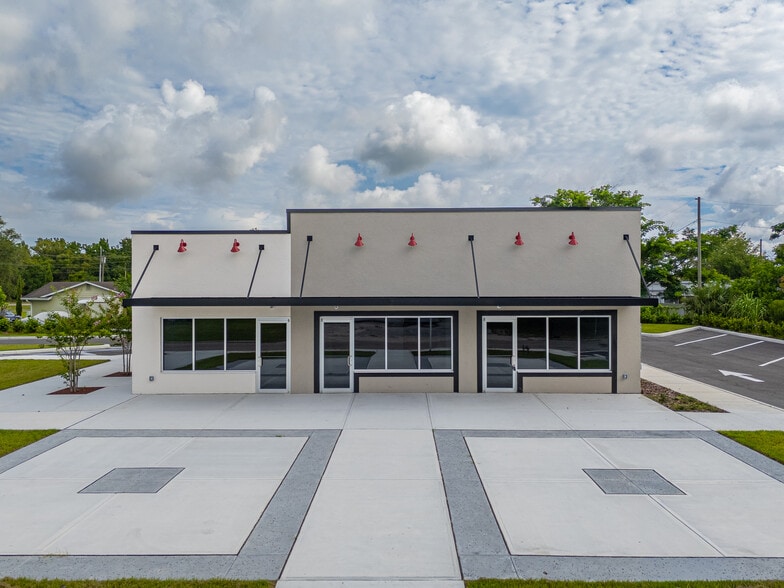 215 Center St, Winter Garden, FL for lease - Building Photo - Image 1 of 8