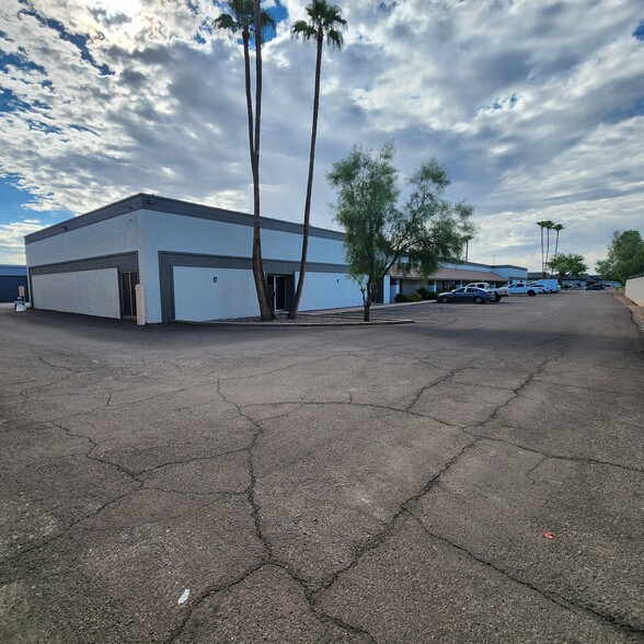 456 E Juanita Ave, Mesa, AZ for lease - Building Photo - Image 2 of 9