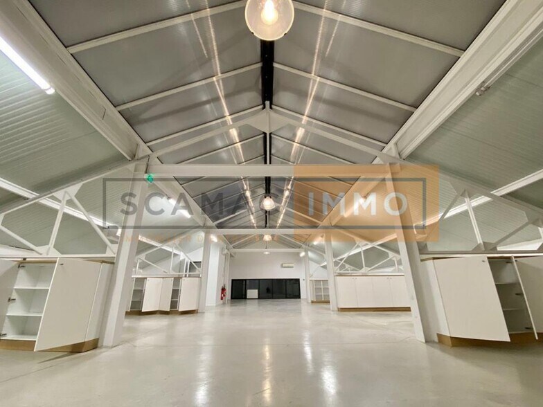 Flex in Saint-Maur-des-Fossés for sale - Building Photo - Image 2 of 5