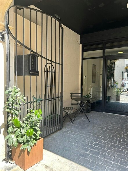 4 Queen St, Bath for lease - Building Photo - Image 3 of 11