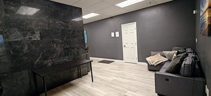 68 Rio Rancho Rd, Pomona, CA for lease Interior Photo- Image 2 of 5