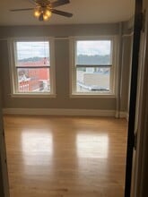 306 W Main St, Frankfort, KY for lease Interior Photo- Image 2 of 11