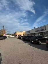 22-28 Hempstead Tpke, Farmingdale, NY for lease Building Photo- Image 2 of 8