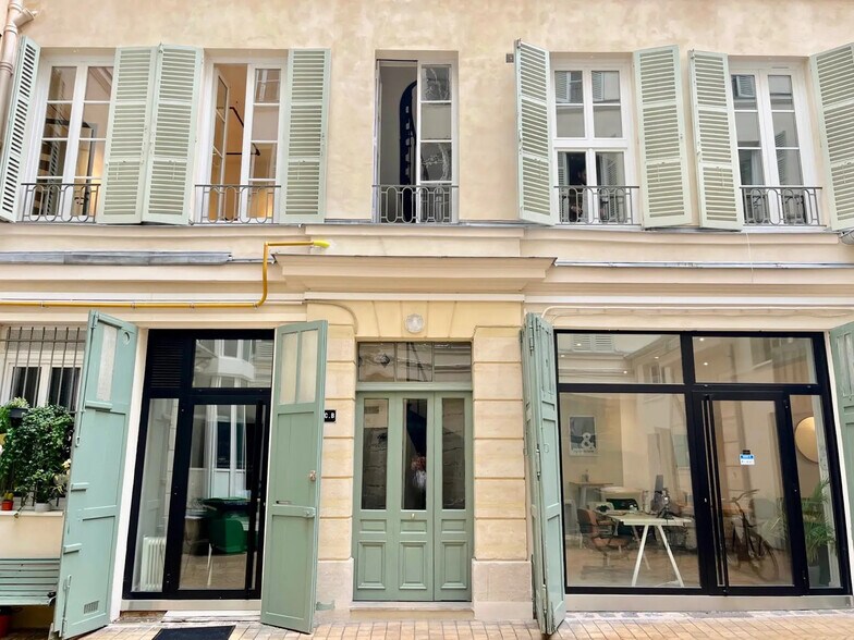 Bureau dans Paris à louer - Photo du bâtiment - Image 3 de 6