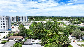 6101 Buchanan St, Hollywood FL - Parking Garage