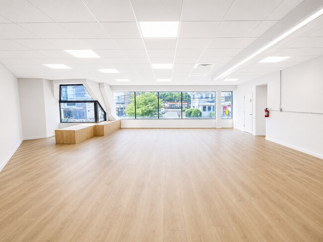 More details for 2024 Center Ave, Fort Lee, NJ - Retail for Lease