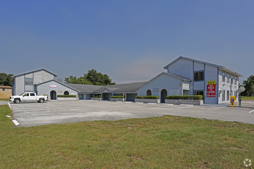 343 W Central Ave, Lake Wales, FL à vendre - Photo principale - Image 1 de 1