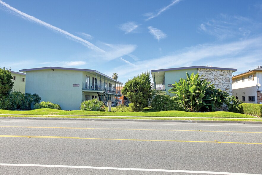 11515-11517 Old River School Rd, Downey, CA à vendre - Photo du bâtiment - Image 2 de 8