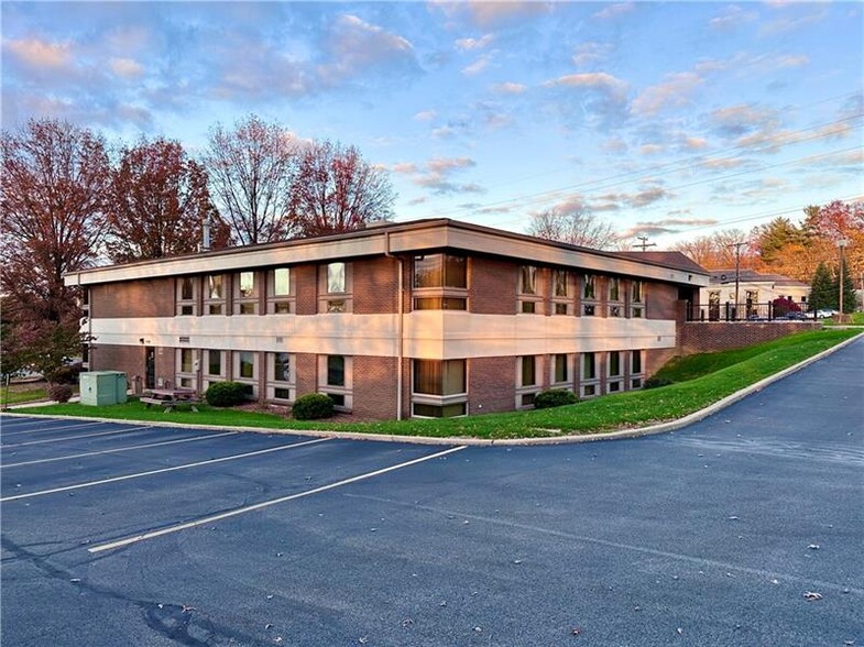 2599 Wilmington Rd, New Castle, PA for sale - Building Photo - Image 2 of 20