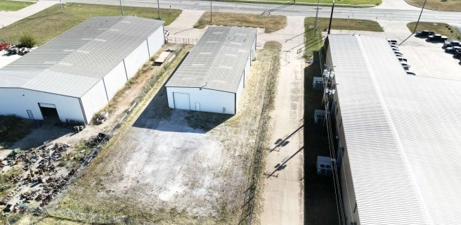 711 N Morgan Rd, Yukon, OK à louer - Photo du bâtiment - Image 2 de 7