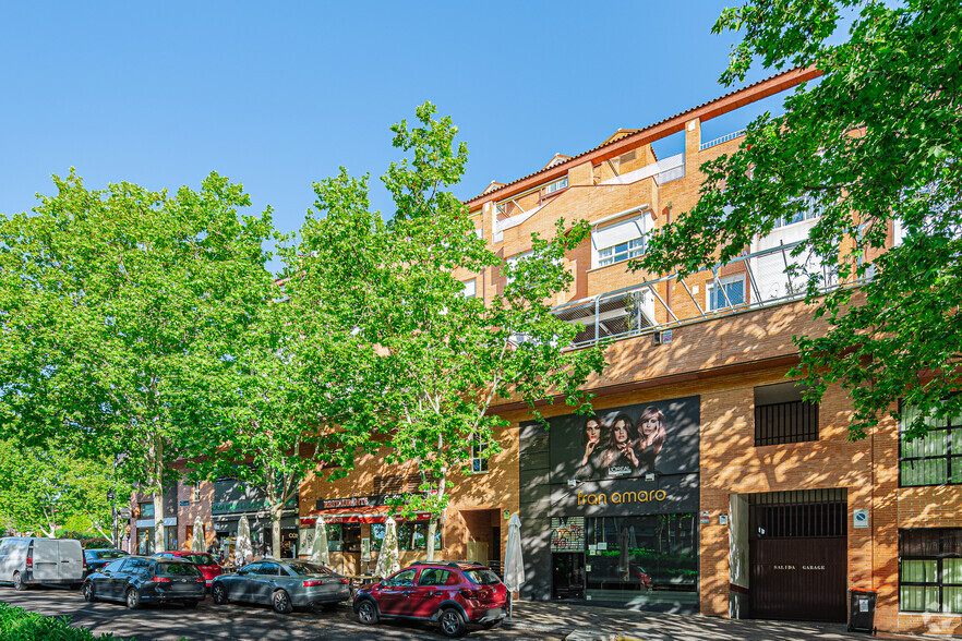 Calle De López De Aranda, 35, Madrid, Madrid à louer - Photo du b timent - Image 2 de 2