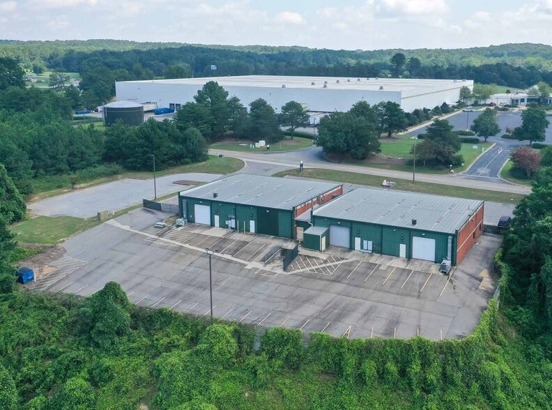 1025 Barrow Industrial Pky, Auburn, GA for sale - Building Photo - Image 1 of 5