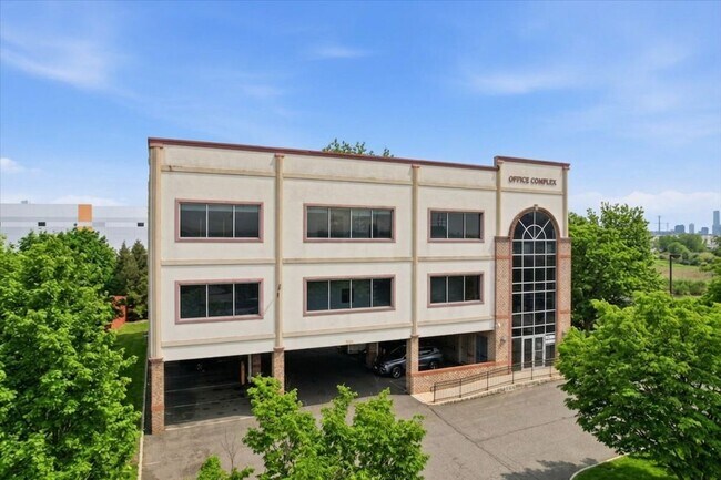 More details for 300 Penhorn Ave, Secaucus, NJ - Office for Lease