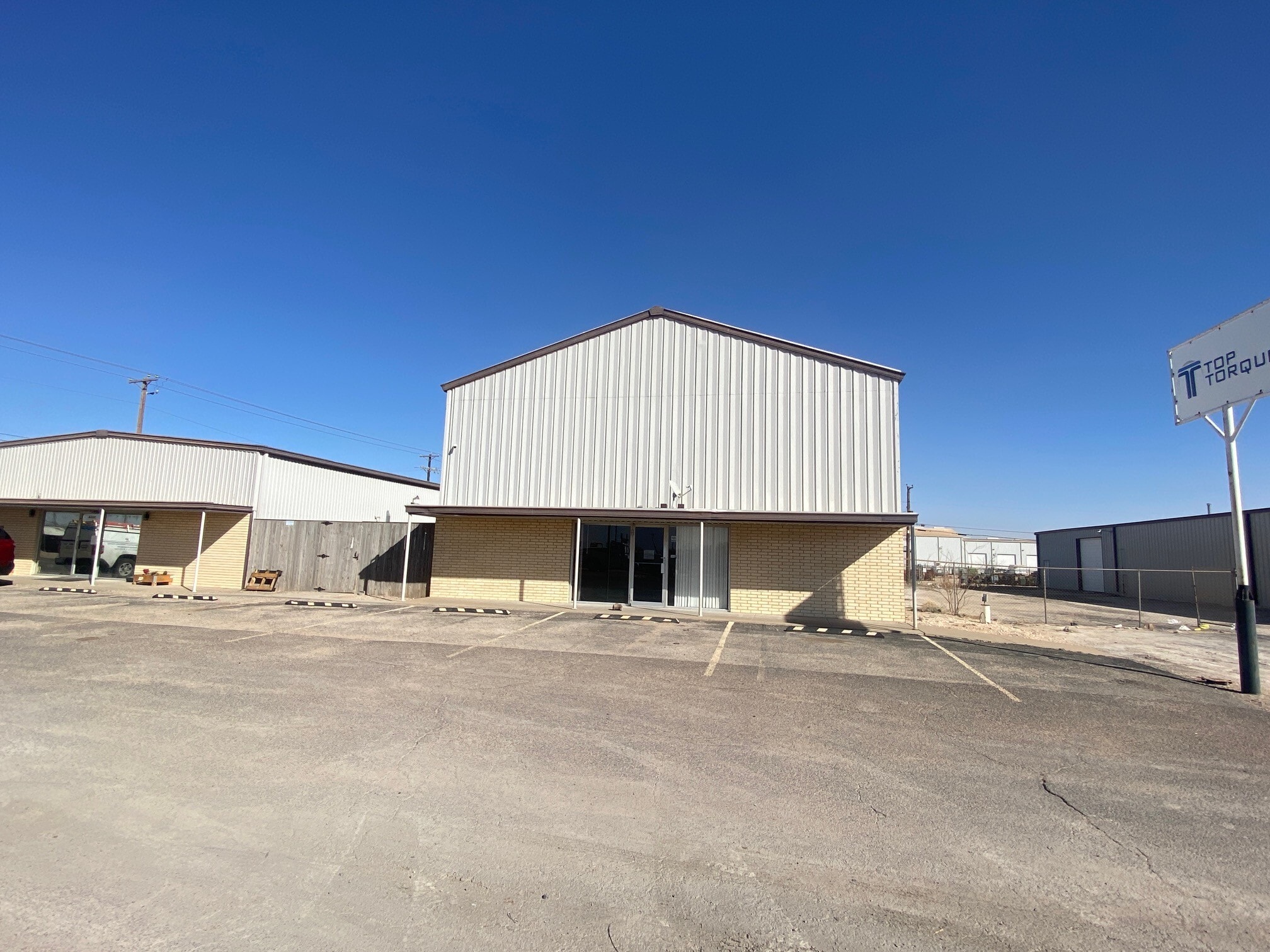 8330 N County Rd W, Odessa, TX à louer Photo principale- Image 1 de 9