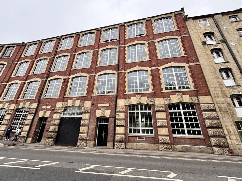 230 Lower Bristol Rd, Bath à louer - Photo du bâtiment - Image 2 de 7