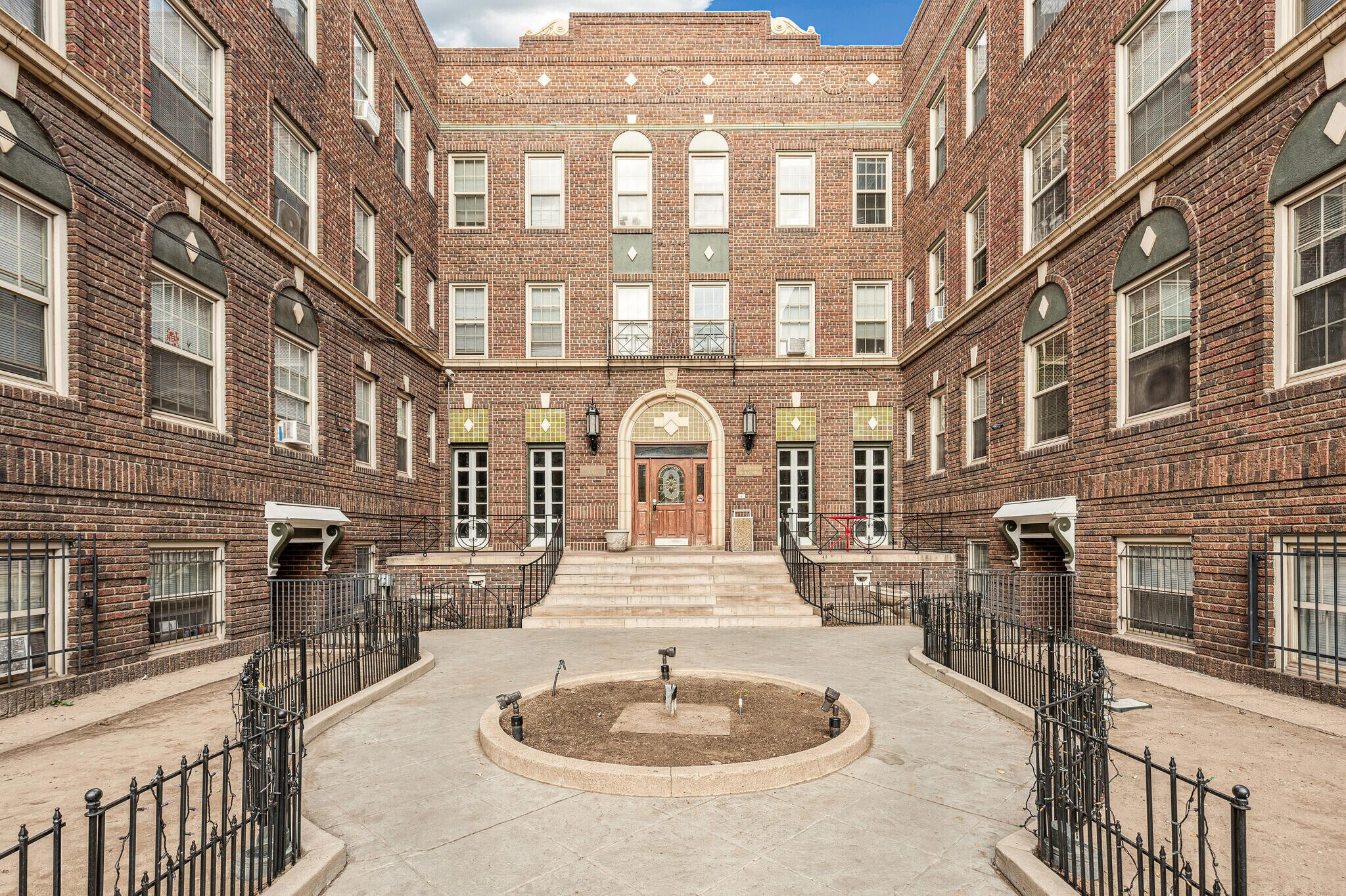 429 E 14th Ave, Denver, CO à vendre Photo du bâtiment- Image 1 de 38