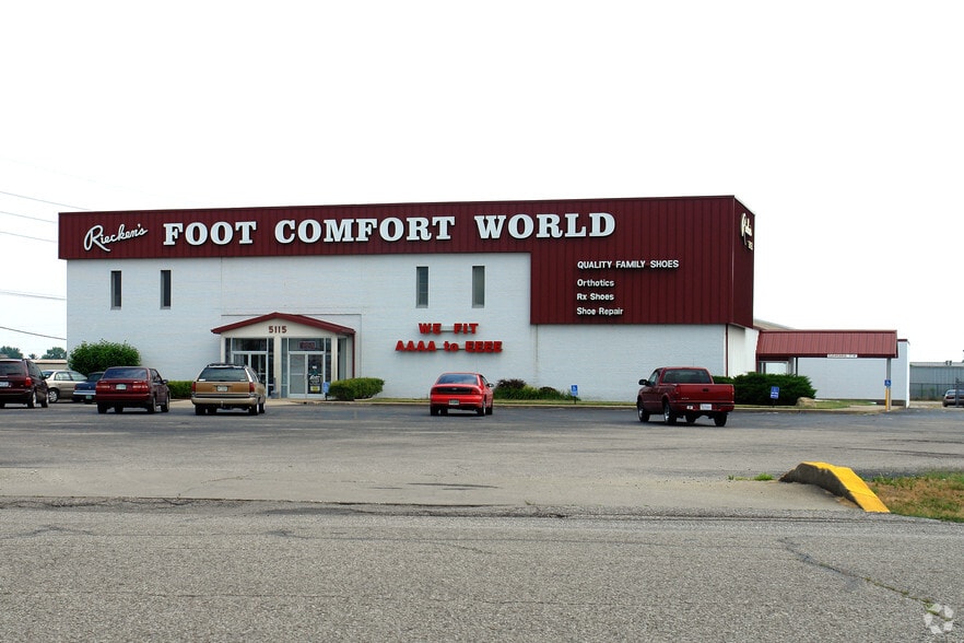 5115 Oak Grove Rd, Evansville, IN for sale - Building Photo - Image 2 of 22